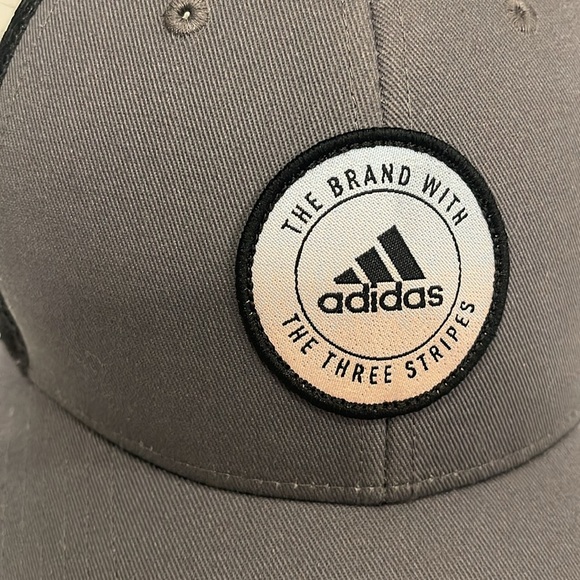 ADIDAS The Three Stripes Hat - Picture 2 of 4